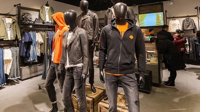 قاچاق پوشاک