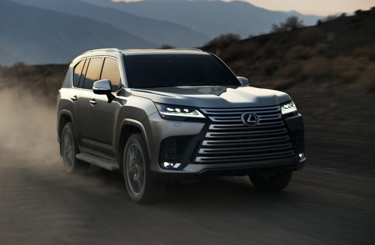 لکسوس شاسی بلند