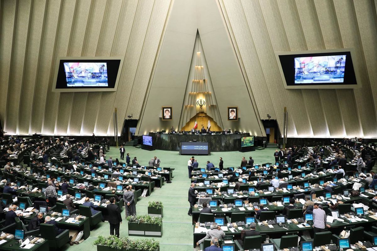 از طرح موضوعات انحرافی در استیضاح وزیر کشور تا عزل رئیس ستاد انتخابات کشور