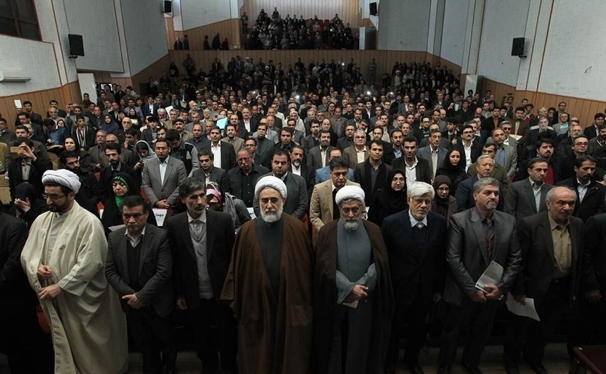 هشدار روزنامه جوان به اصلاح طلبان: راهبرد انتخاباتی یا همه یا هیچ را کنار بگذارید