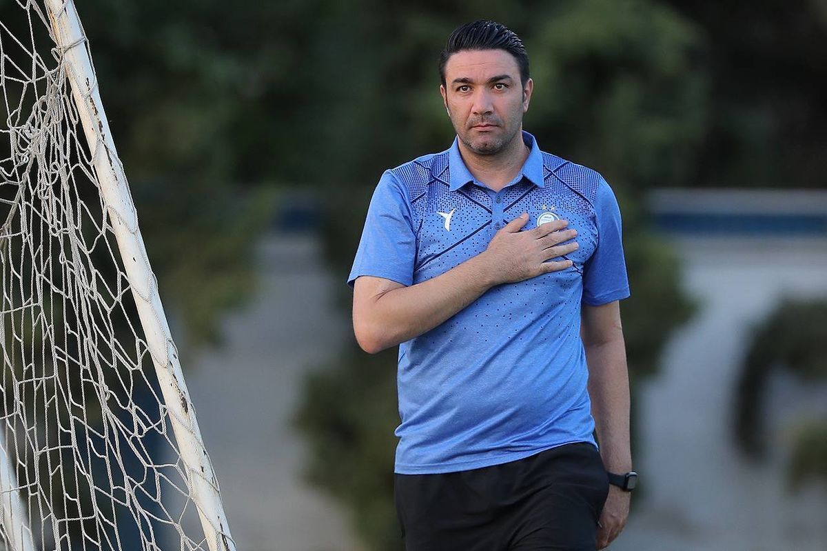 پیشکسوت استقلال: آقای نکونام! منتظرم تا فقط یک اشتباه کنی!