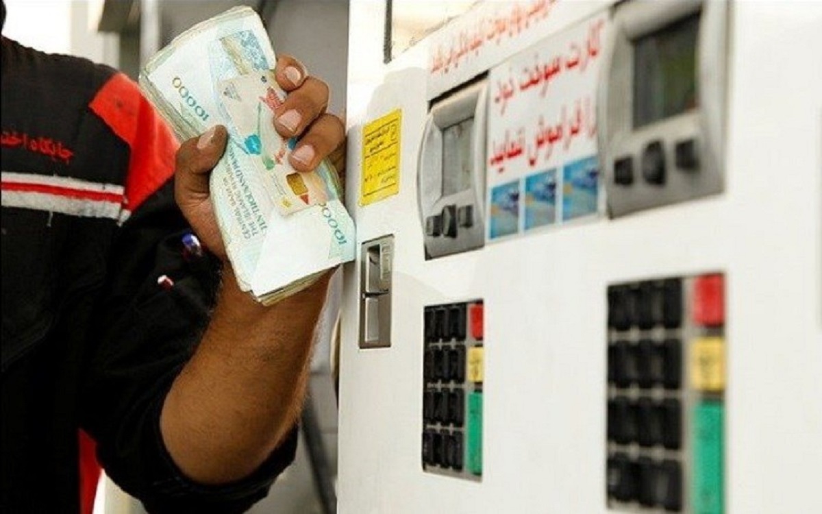 جمهوری اسلامی: قیمت بنزین «چند لا پهنا» با مردم حساب شده؛ قبول ندارید حساب کنید!