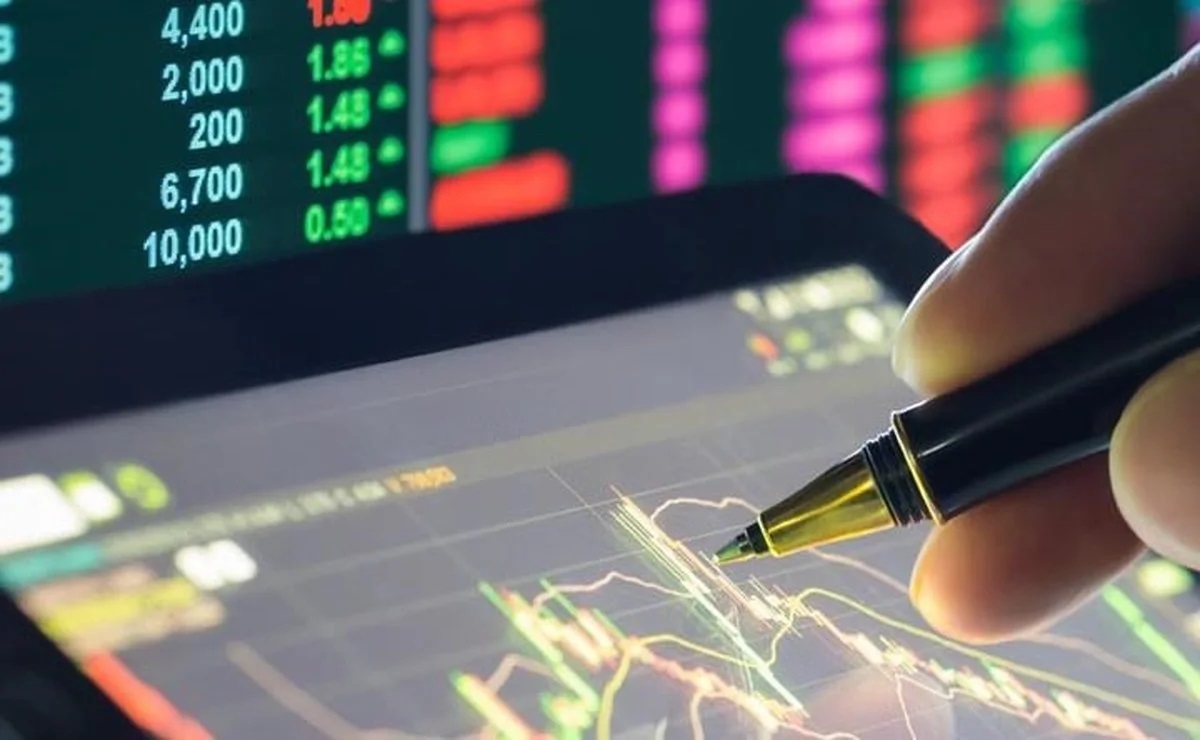 رشد ۶ هزار واحدی شاخص بورس در معاملات امروز رشد ۶ هزار واحدی شاخص بورس در معاملات امروز
