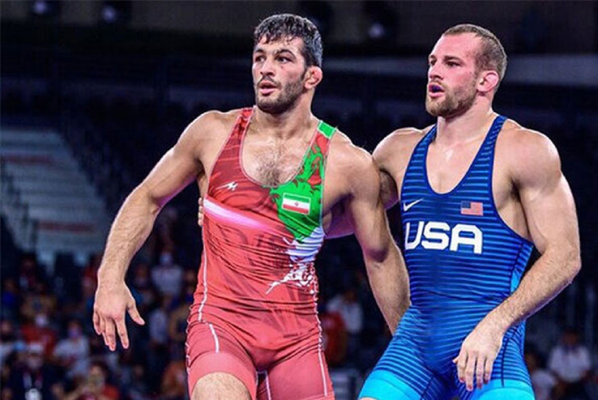 کری جنجالی تیلور برای حسن یزدانی با یک ویدئو کری جنجالی تیلور برای حسن یزدانی با یک ویدئو