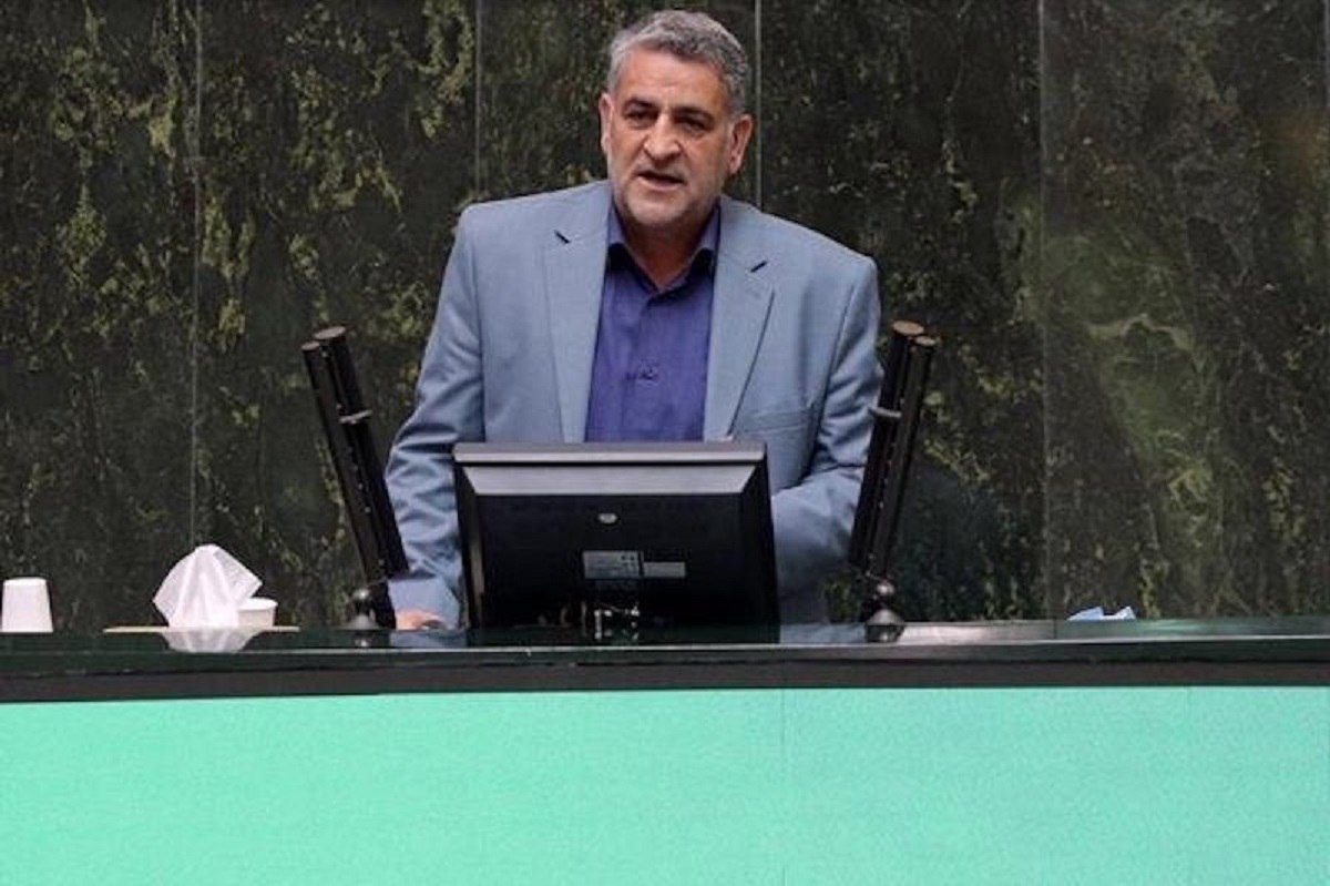 نماینده مجلس سخنان خود درباره وزیر راه را تکذیب کرد