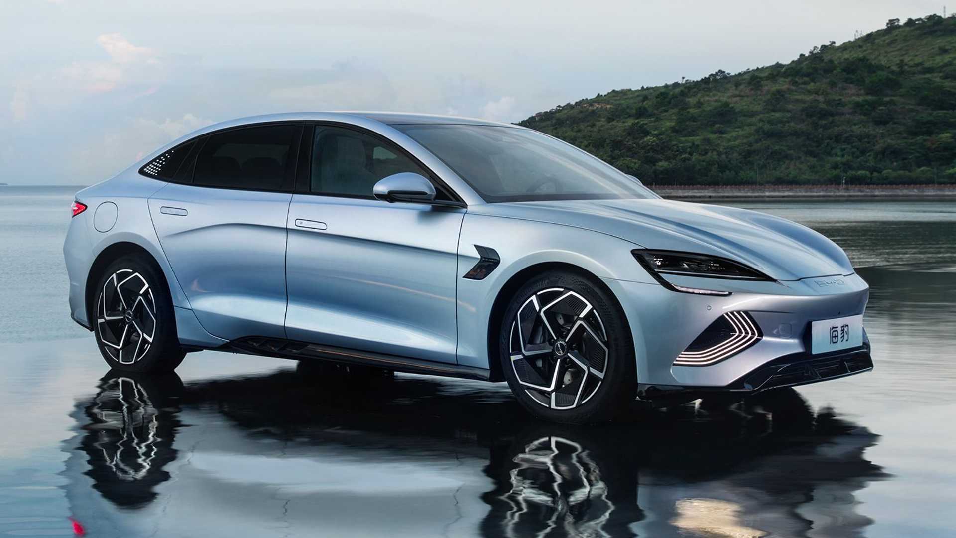 بی وای دی seal رقیب اصلی تسلا در خودرو‌های برقی