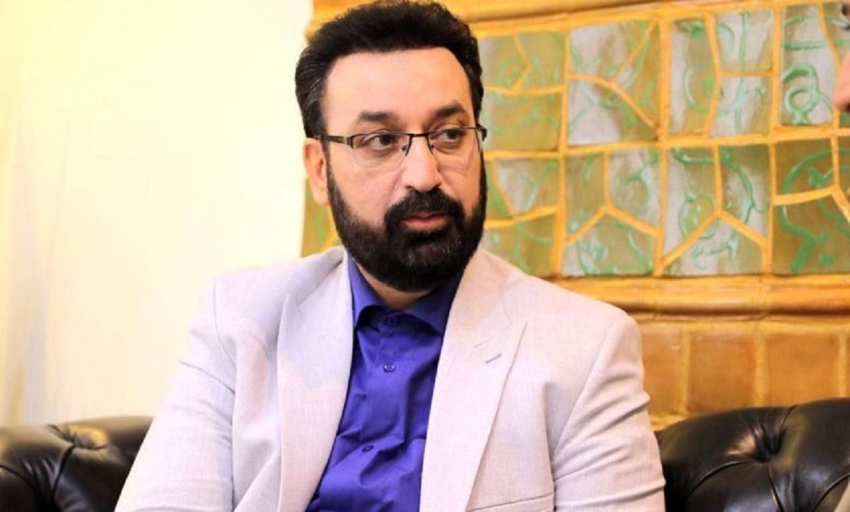 صحبتهای تند مجری تلویزیون درباره گلزار و دفاع از رشیدپور صحبتهای تند مجری تلویزیون درباره گلزار و دفاع از رشیدپور