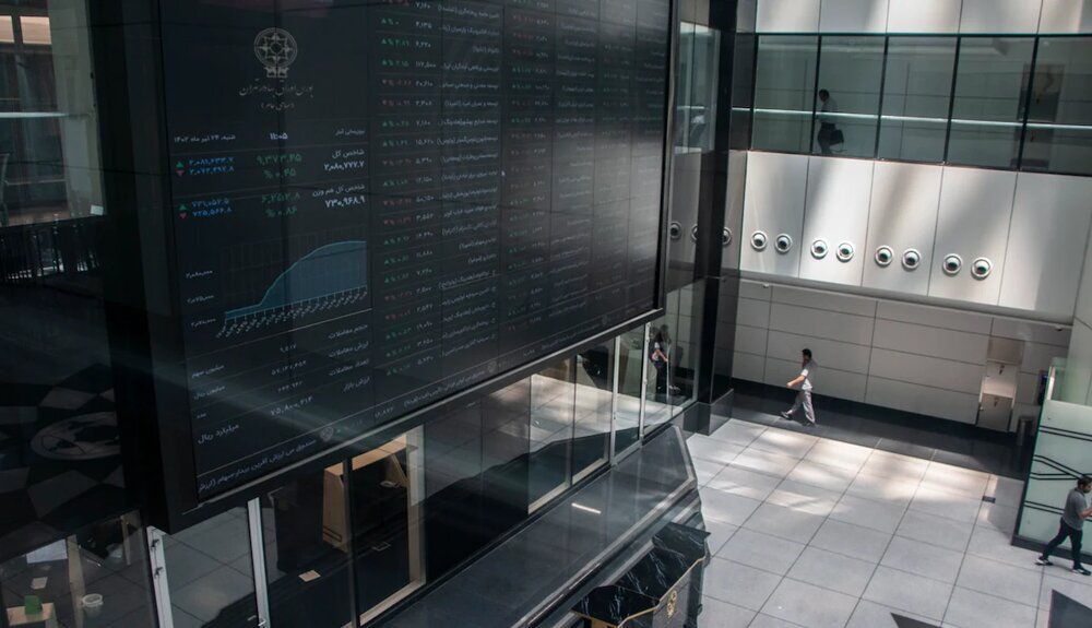 نحسی ۱۷ برای بورس ادامه دارد