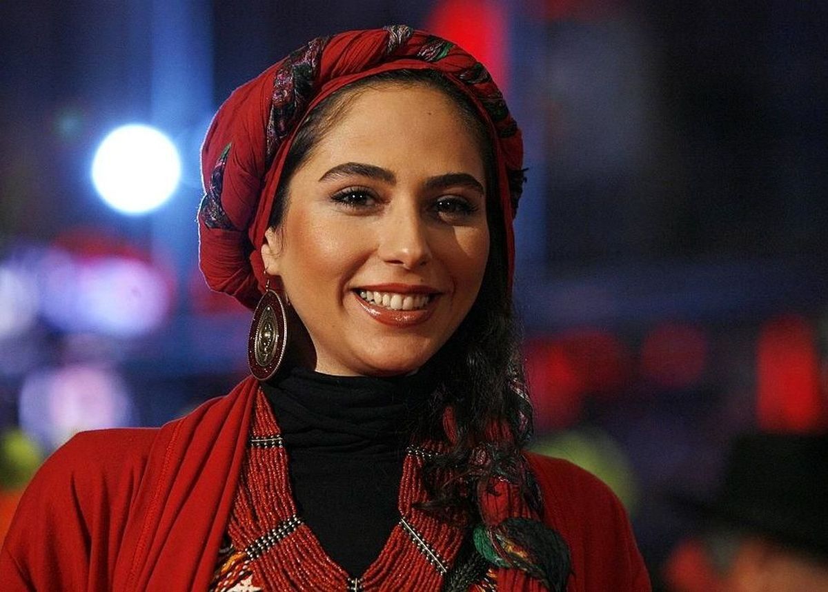 بیوگرافی رعنا آزادی ور بیوگرافی رعنا آزادی ور