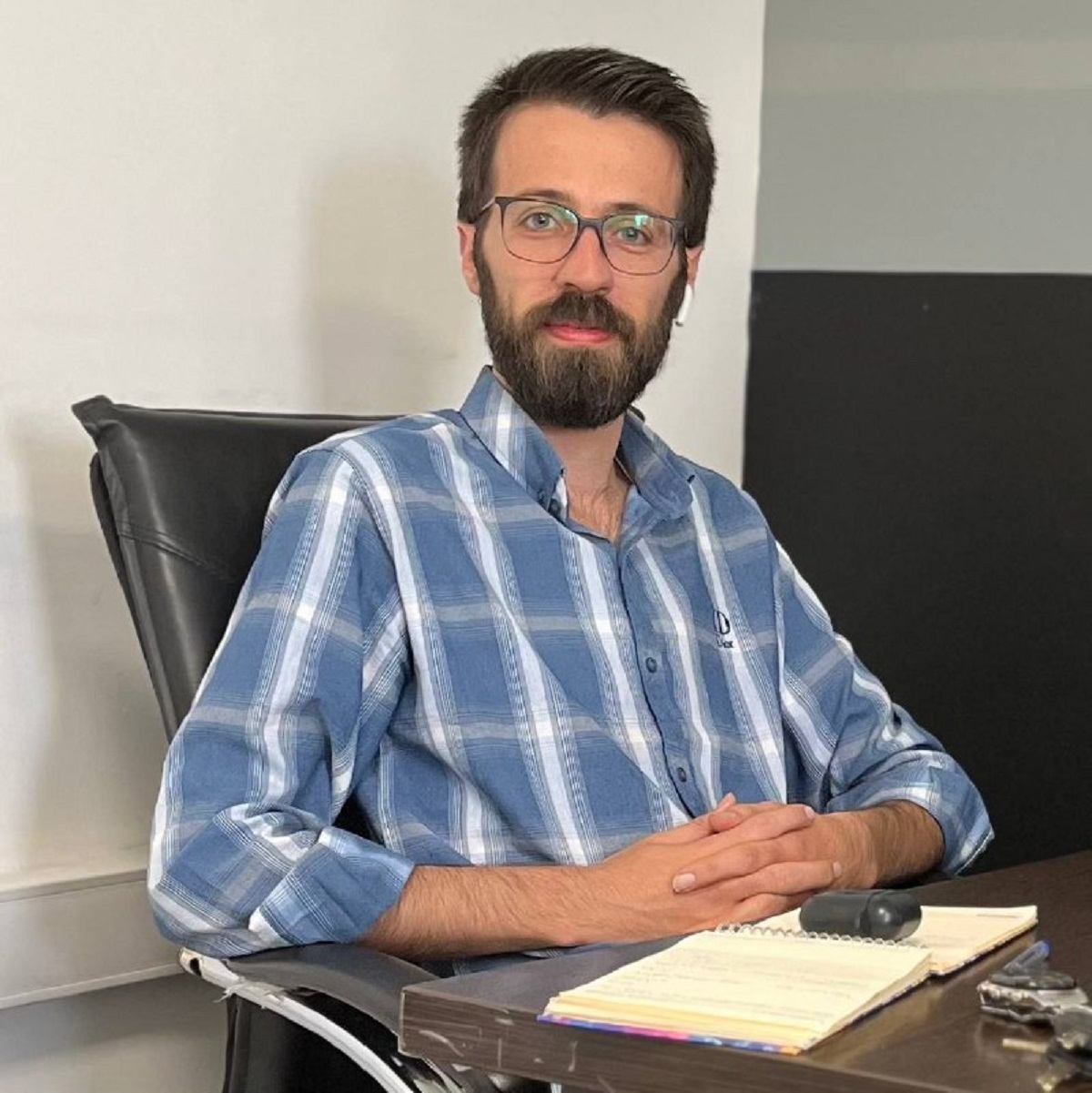 احسان رفیعی احسان رفیعی