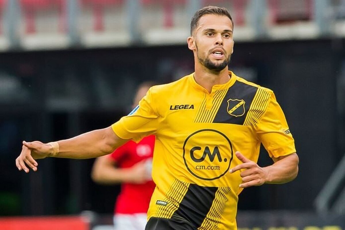 گزینه پرسپولیس در آستانه توافق با یک تیم لیگ برتری گزینه پرسپولیس در آستانه توافق با یک تیم لیگ برتری