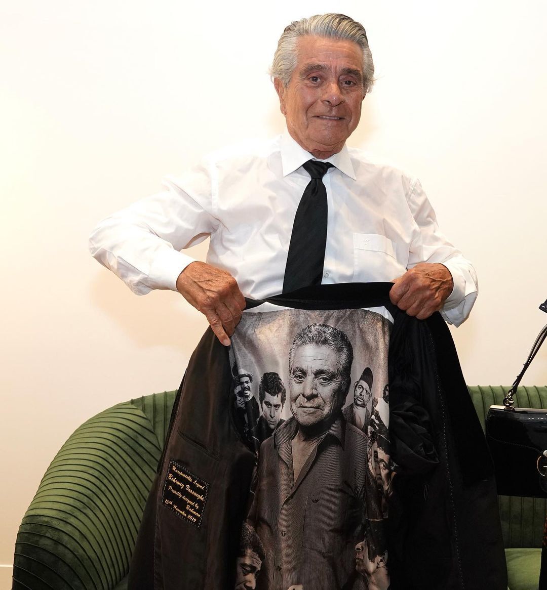  سورپرایز بهروز وثوقی با یک هدیه خاص و هنری