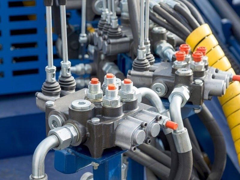 انواع شیر هیدرولیک و کاربرد آن‌ها در صنعت