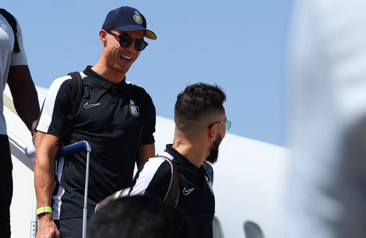 لحظه استقبال عجیب از رونالدو لحظه استقبال عجیب از رونالدو