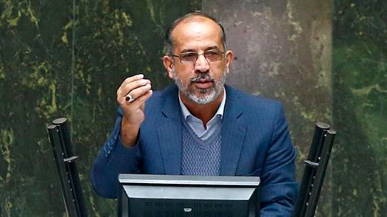 نماینده مجلس: نام افرادی که خودرو شاسی بلند دریافت نکردند را اعلام کنید! نماینده مجلس: نام افرادی که خودرو شاسی بلند دریافت نکردند را اعلام کنید!