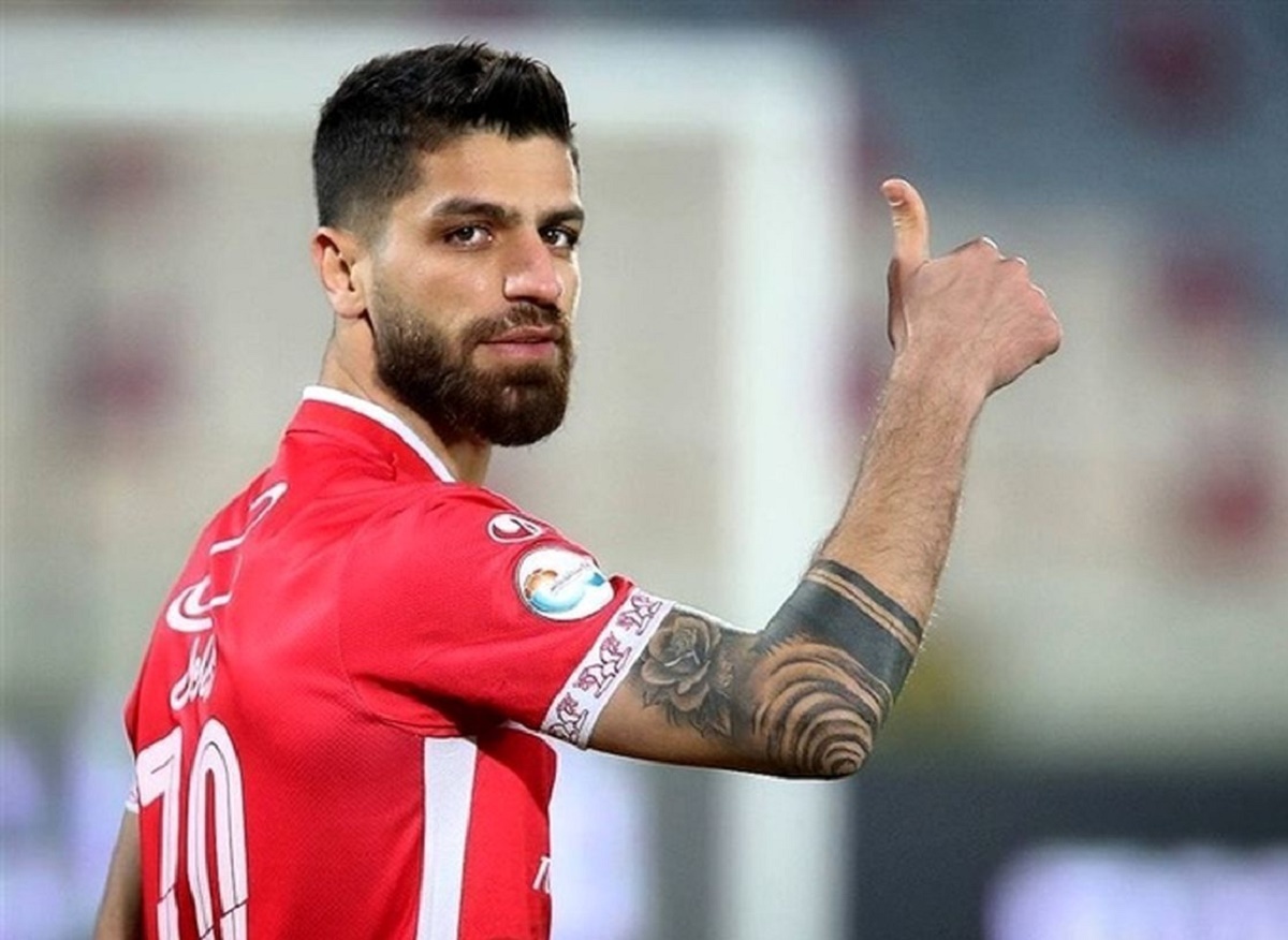 دومین قربانی پرسپولیس از چمن ورزشگاه آزادی!