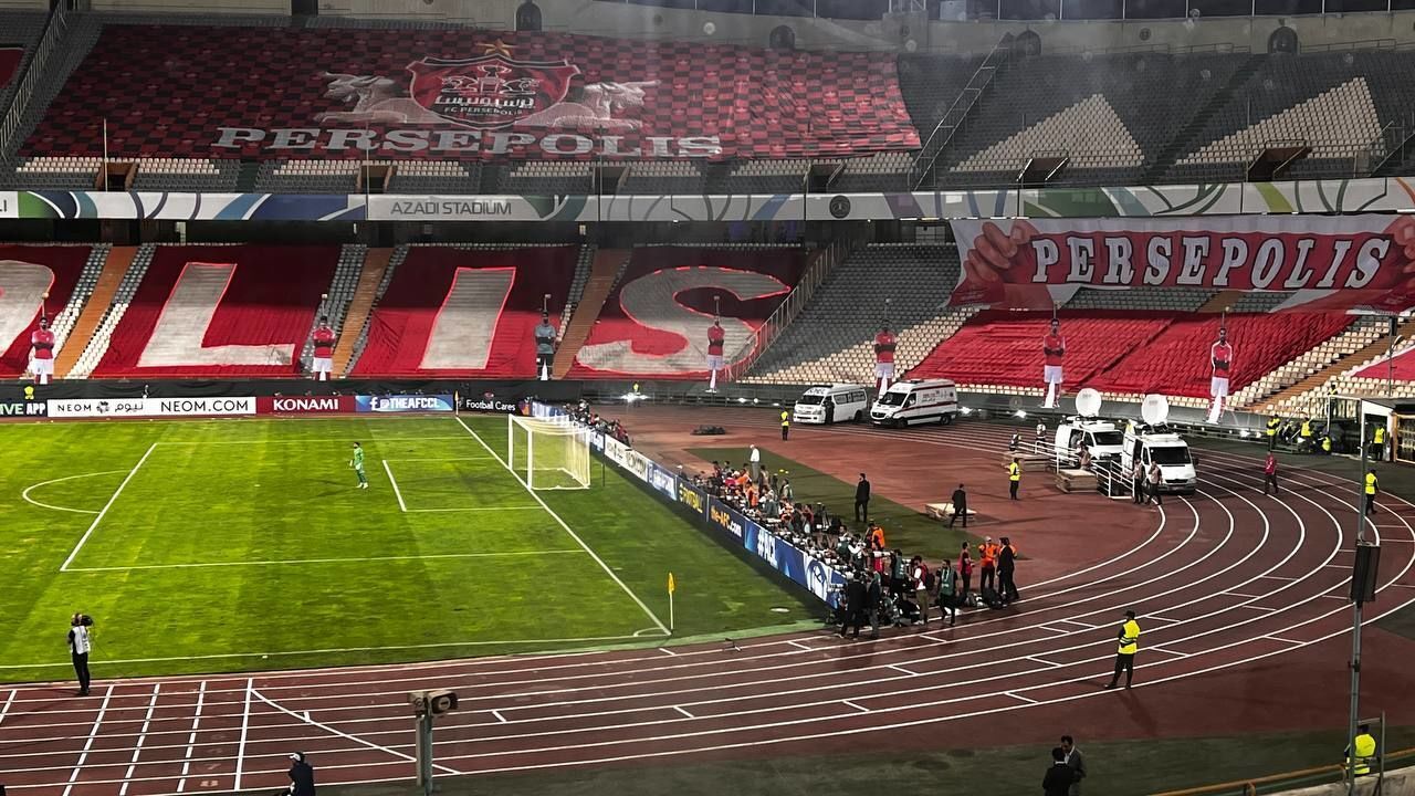 توهین عجیب به پرسپولیس در بازی با النصر +عکس توهین عجیب به پرسپولیس در بازی با النصر +عکس