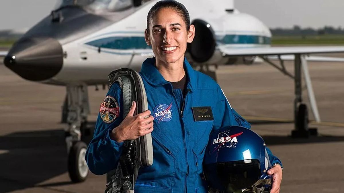 یاسمین مقبلی و تیم فضانوردان پیش از اعزام به ایستگاه فضایی