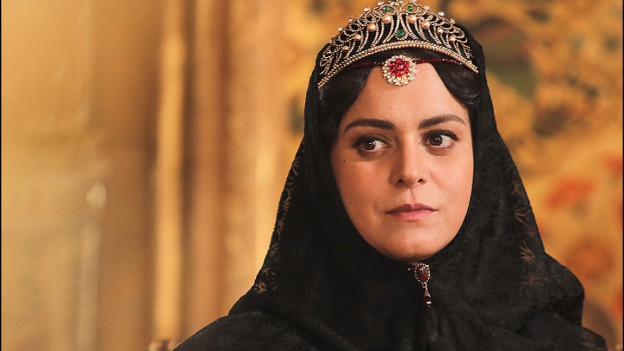 غزل شاکری کیست؟ غزل شاکری کیست؟