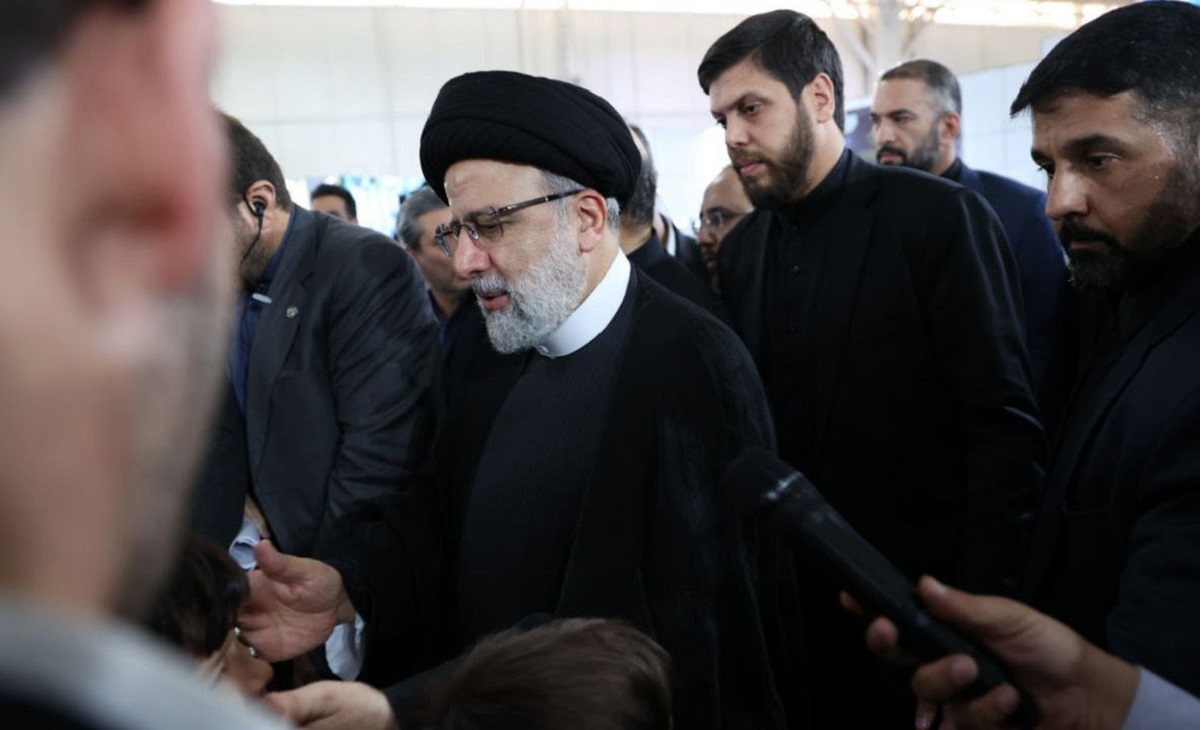 بازدید رئیسی از غرفه وزارت ورزش بازدید رئیسی از غرفه وزارت ورزش