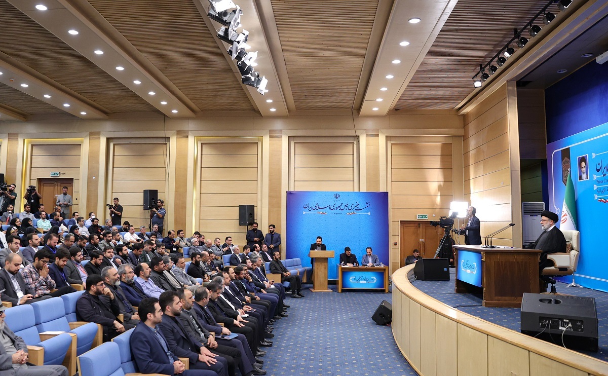 سوال عجیب یک خبرنگار در نشست خبری رئیسی سوال عجیب یک خبرنگار در نشست خبری رئیسی