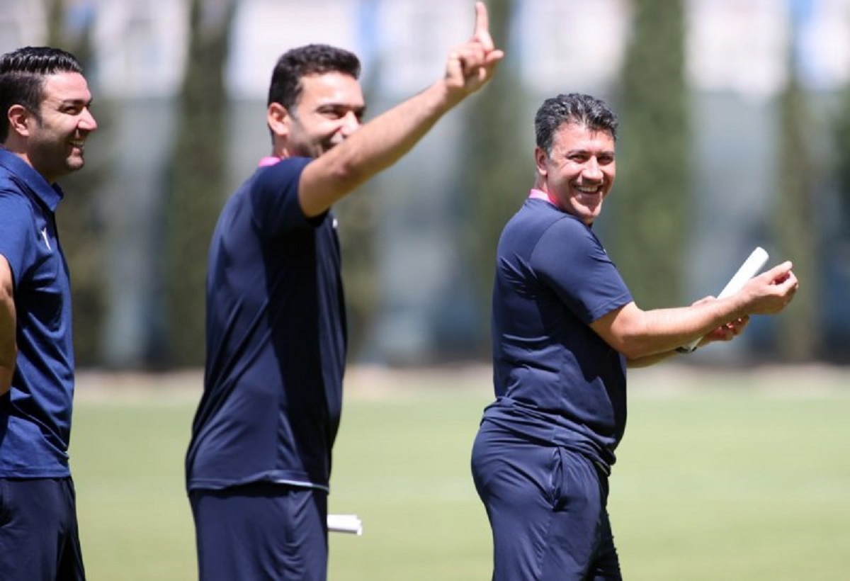 واکنش تند مربی استقلال به اظهارات دقیقی واکنش تند مربی استقلال به اظهارات دقیقی