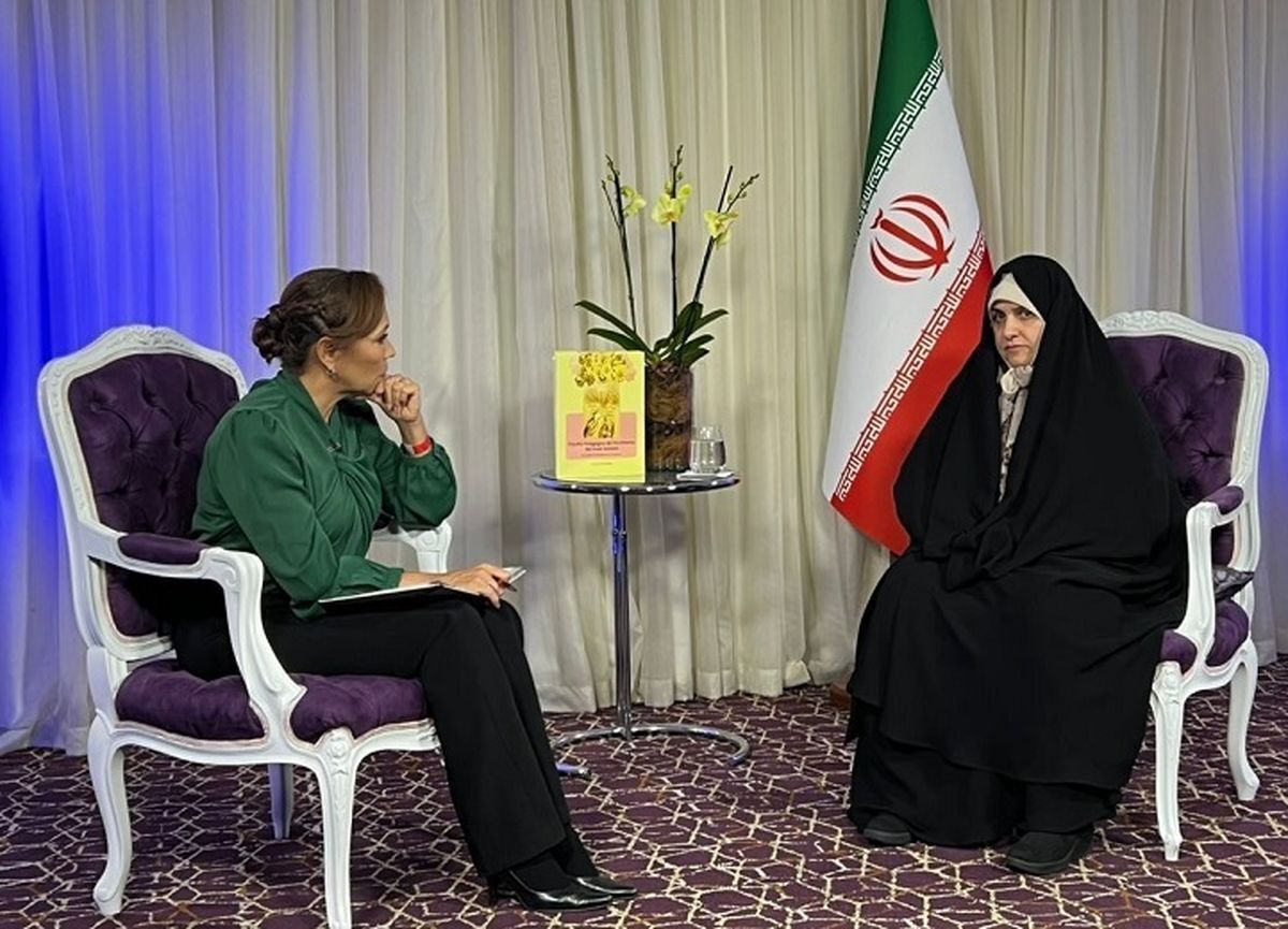 پرده‌نشینان پاستور؛ بررسی مواضع همسران روسای جمهور ایران