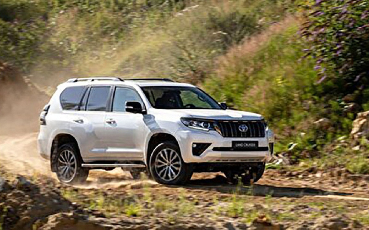 چپ کردن عجیب خودرو آفرود در کویر