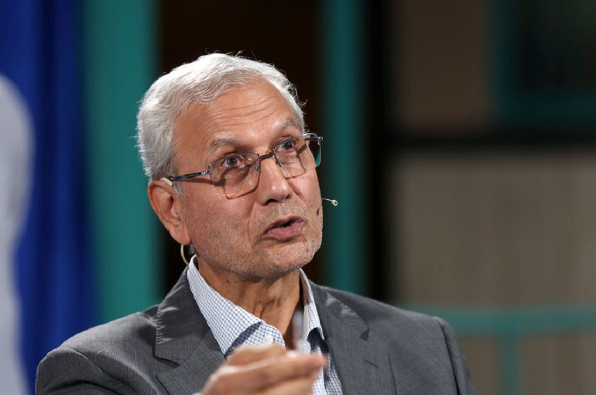 علی ربیعی: سیاست درست بهکارگیری نخبگانی است که در کشور ماندهاند علی ربیعی: سیاست درست بهکارگیری نخبگانی است که در کشور ماندهاند