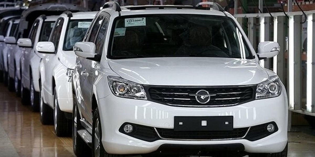 خودروهای احتکاری به مشتریان تحویل شد