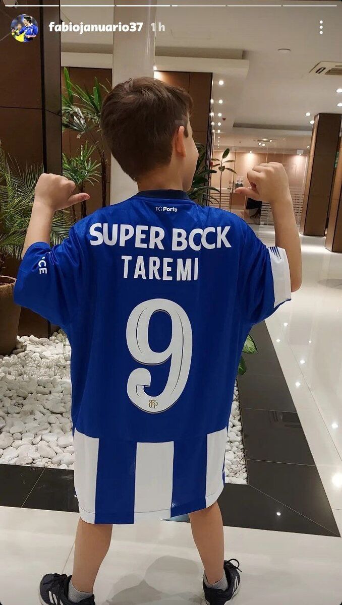 سورپرایز طارمی از ستاره استقلال