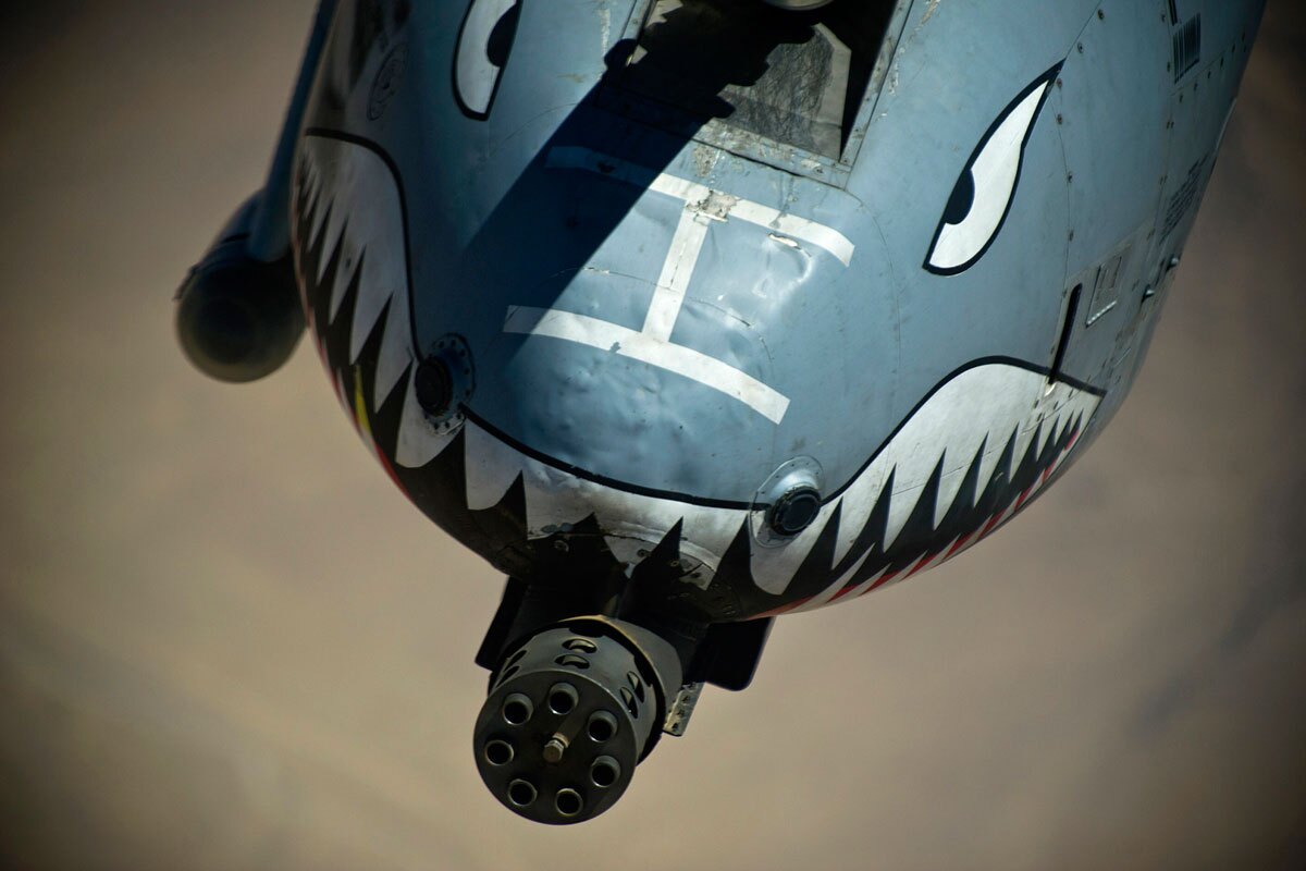 مشخصات هواپیمای تهاجمی ای-۱۰ تاندربولت