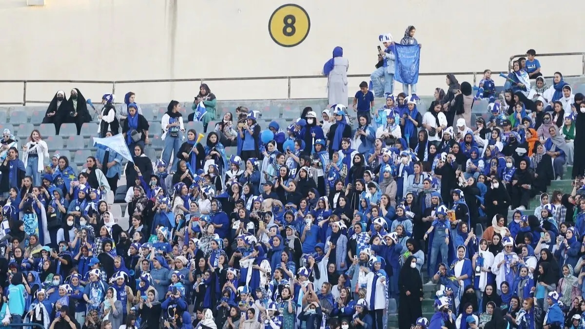 بازگشت دوباره زنان به آزادی؛ تشویق متفاوت تیم نکونام برای اولین بار! بازگشت دوباره زنان به آزادی؛ تشویق متفاوت تیم نکونام برای اولین بار!