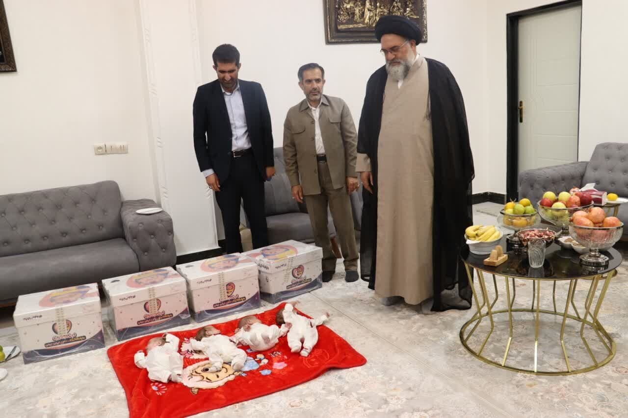 هدیه خاص رهبر انقلاب به چهارقلو‌های بویراحمدی