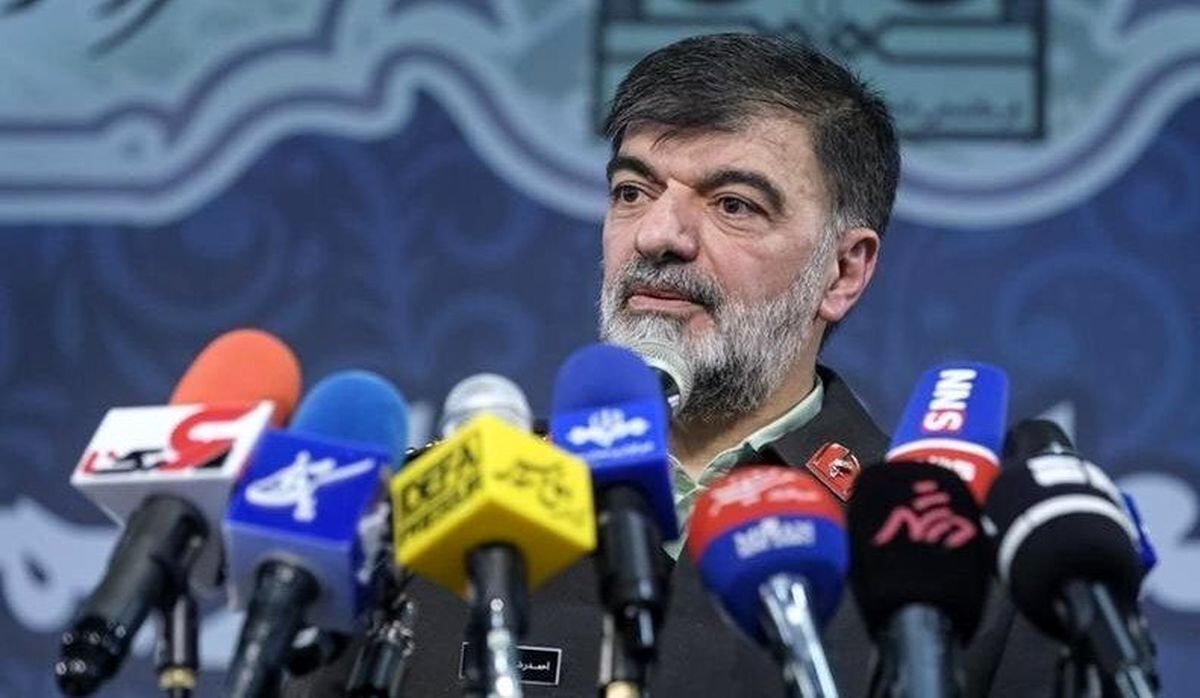 رادان: کارآگاهانی که ماجرای قتل داریوش مهرجویی و همسرش را کشف کردند، تشویق می‌شوند