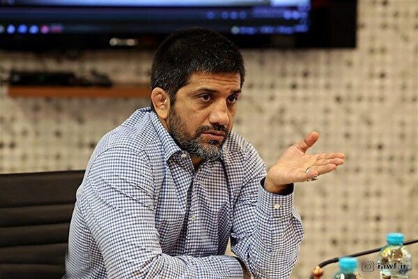 فیلم جنجالی دبیر درباره انتشار عکس نماز خواندن وی؛ خدا نگذره!