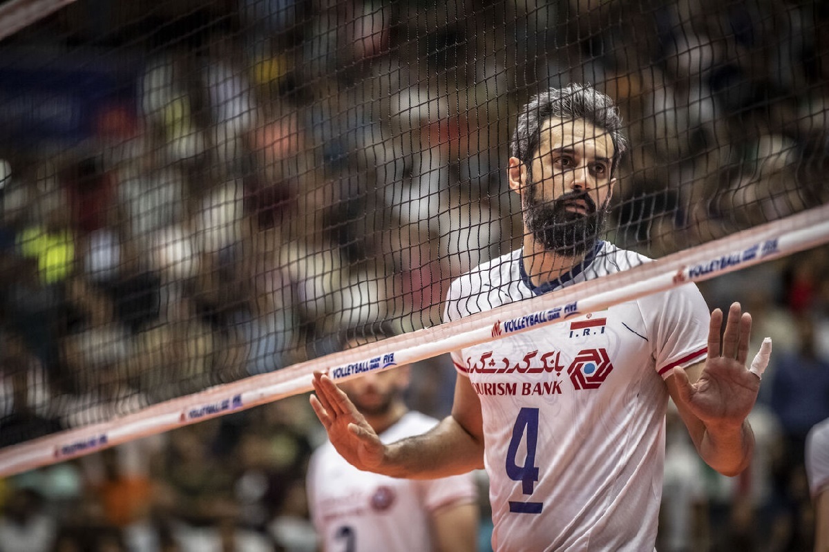 سعید معروف تیم ملی والیبال را سورپرایز کرد! سعید معروف تیم ملی والیبال را سورپرایز کرد!