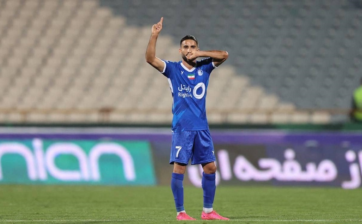 بازی جذاب استقلال و هوادار؛ بغض ستاره استقلال ترکید! بازی جذاب استقلال و هوادار؛ بغض ستاره استقلال ترکید!