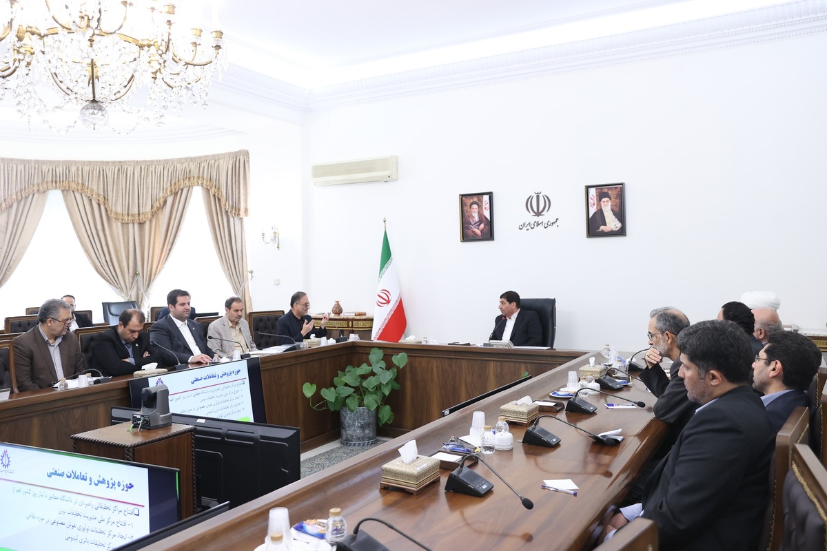 مخبر: تأسیس دانشکده مدیریت و اقتصاد دانشگاه علم و صنعت نشانگر اراده جدی برای پیوند دولت و دانشگاه است