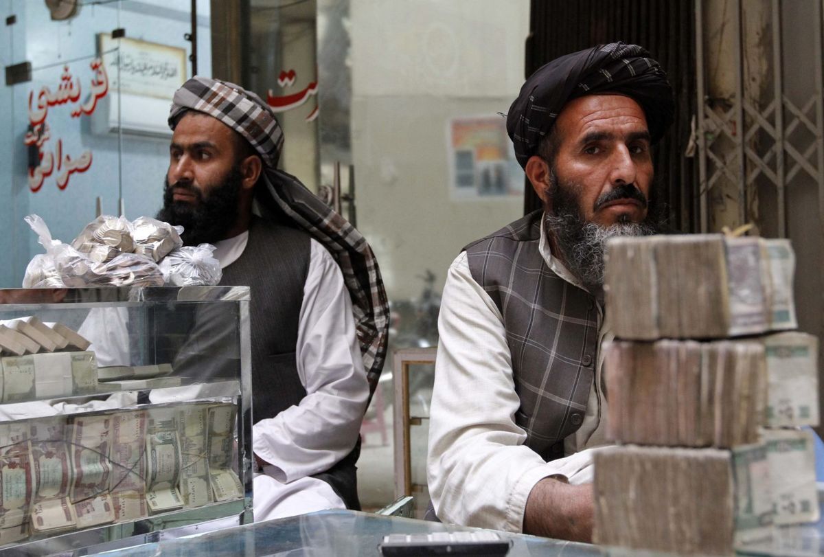 بلومبرگ: طالبان در تقویت نرخ ارز بهترین عملکرد جهانی را داشت