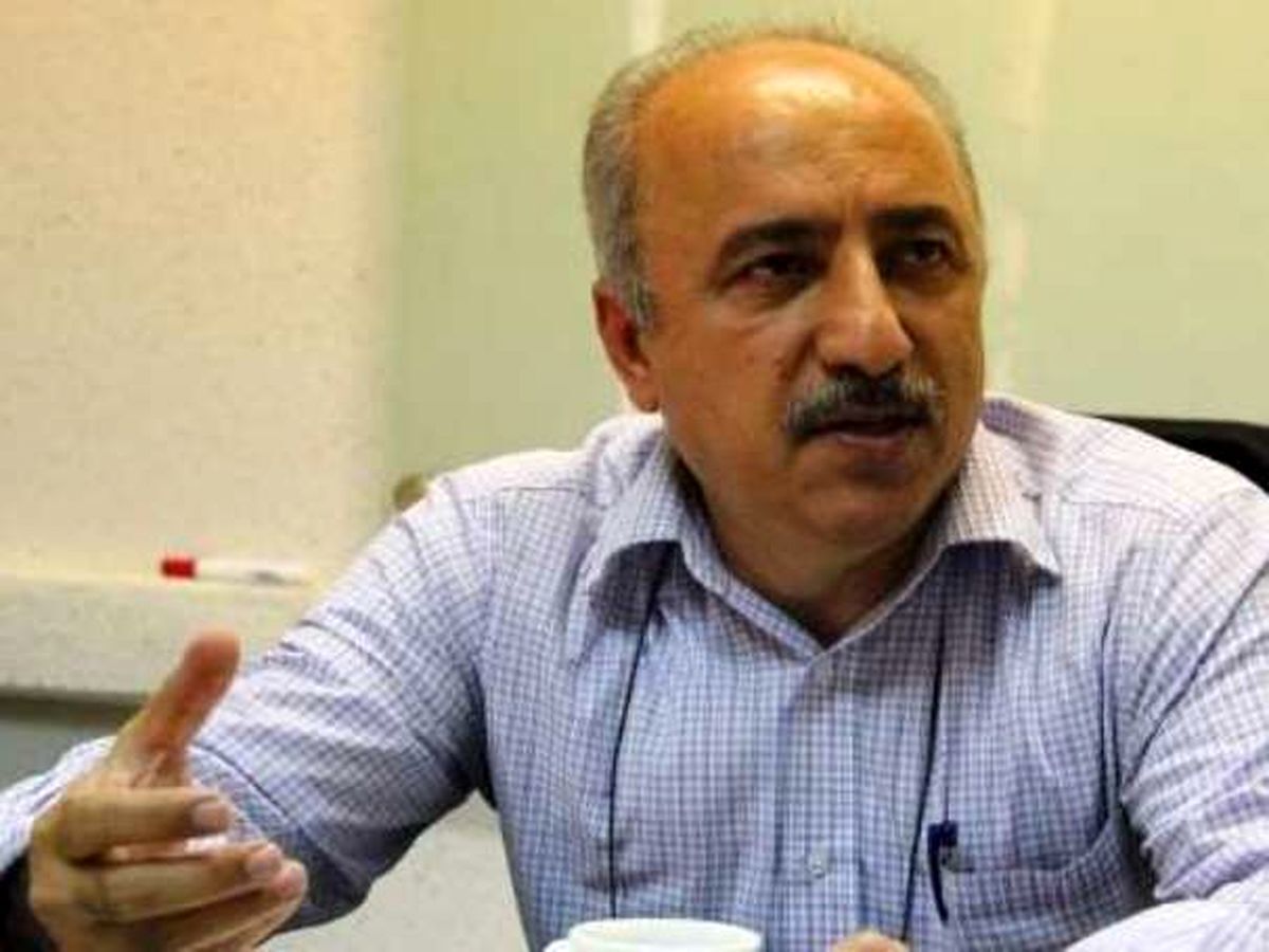 افقه: وضعیت مردم در زمان جنگ هم از حالا بهتر بود/ دولت به جای کاهش تورم تلاش میکند بگوید اوضاع خوب است افقه: وضعیت مردم در زمان جنگ هم از حالا بهتر بود/ دولت به جای کاهش تورم تلاش میکند بگوید اوضاع خوب است