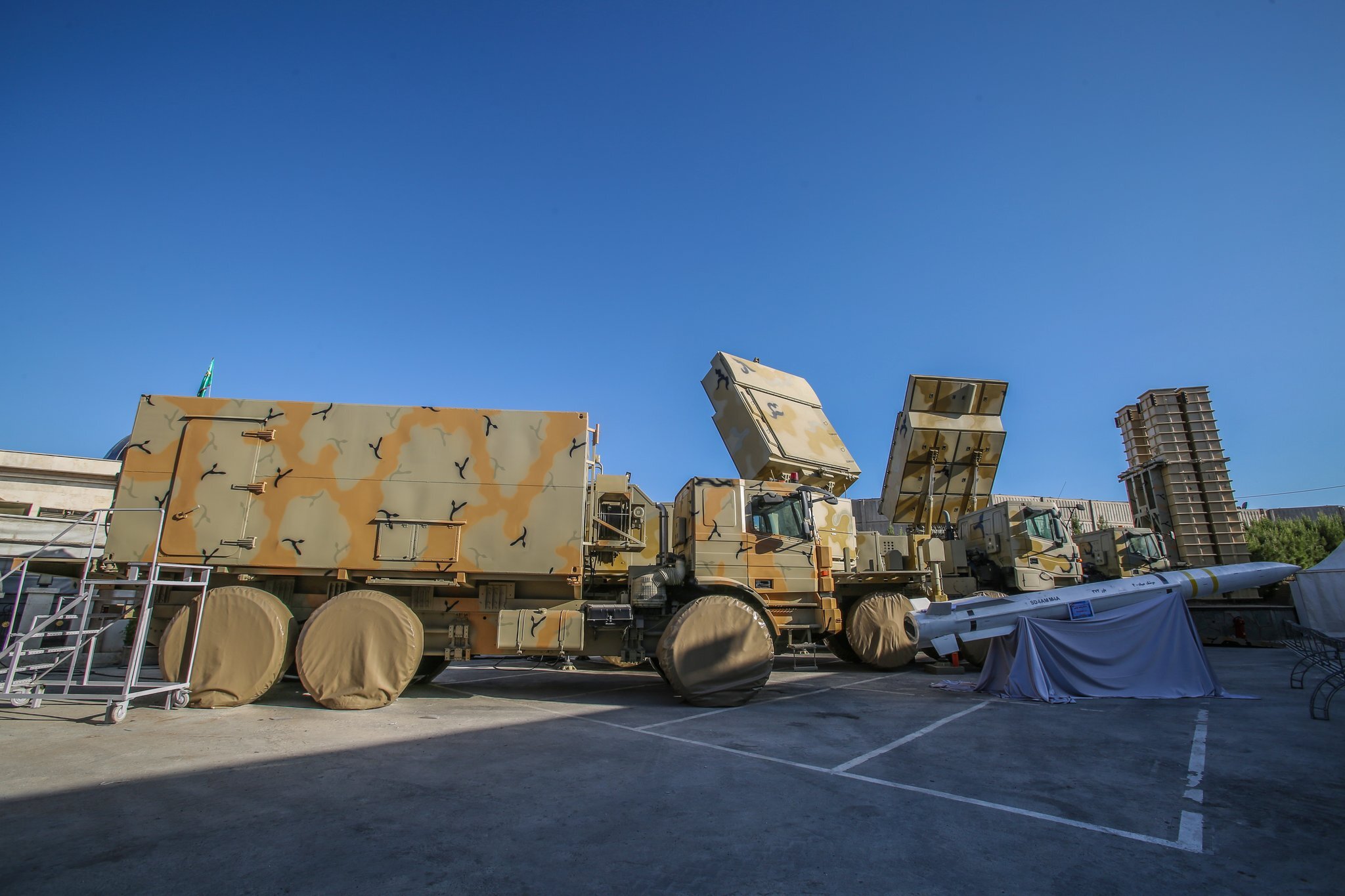 مشخصات فنی سامانه موشکی پدافند هوایی باور-۳۷۳ مشخصات فنی سامانه موشکی پدافند هوایی باور-۳۷۳