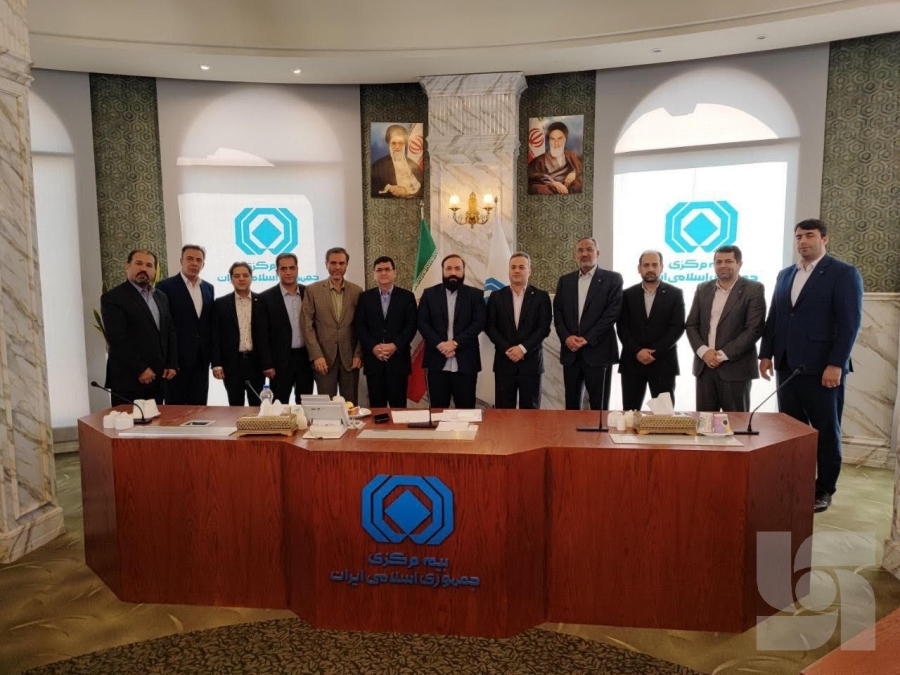 دیدار صمیمانه مدیران عالی بیمه سرمد با رییس کل و هیات عامل بیمه مرکزی دیدار صمیمانه مدیران عالی بیمه سرمد با رییس کل و هیات عامل بیمه مرکزی