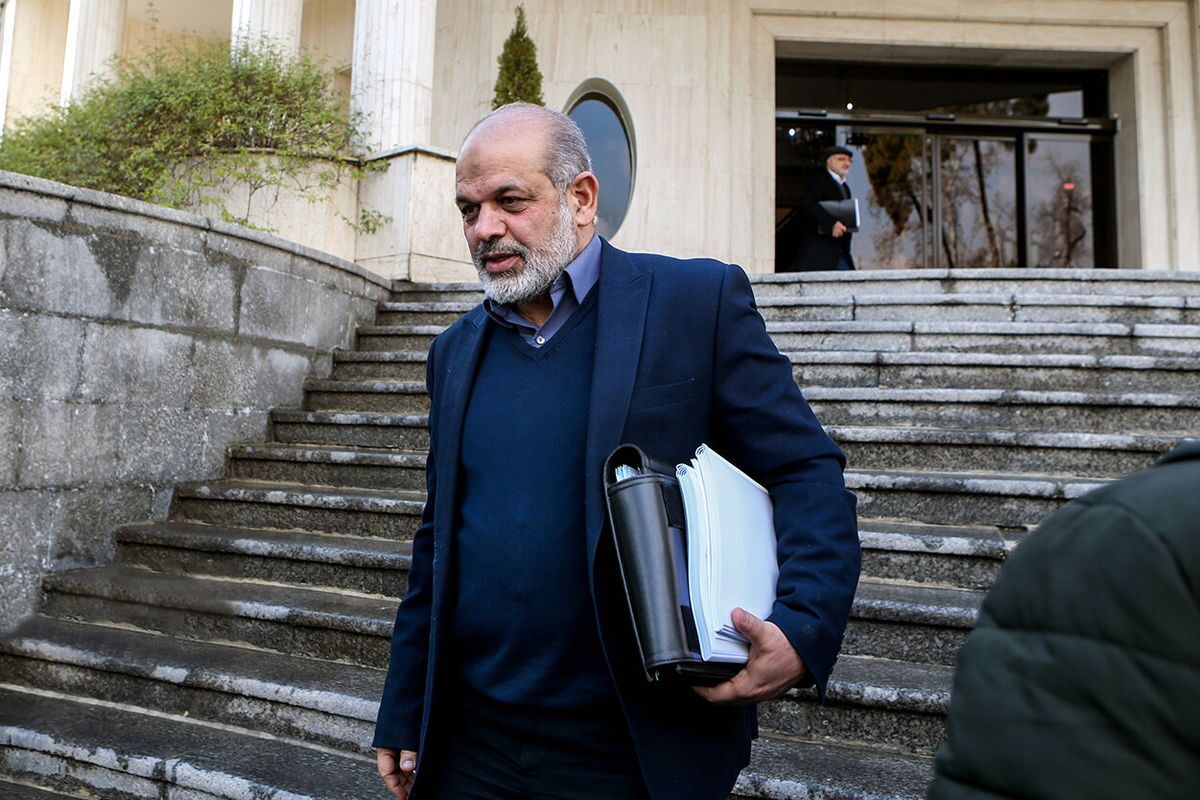 وزیر کشور: صدور بیش از یک میلیون کارت شناسایی برای اتباع خارجی وزیر کشور: صدور بیش از یک میلیون کارت شناسایی برای اتباع خارجی