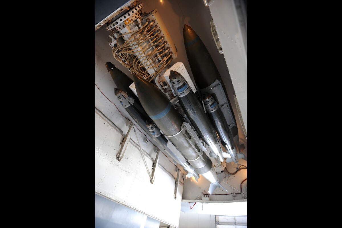 بمب افکن B-1B Lancer بمب افکن B-1B Lancer