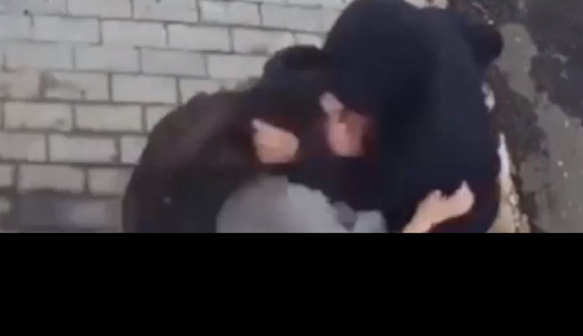 درگیری دختر شجاع با سارق موتورسوار درگیری دختر شجاع با سارق موتورسوار