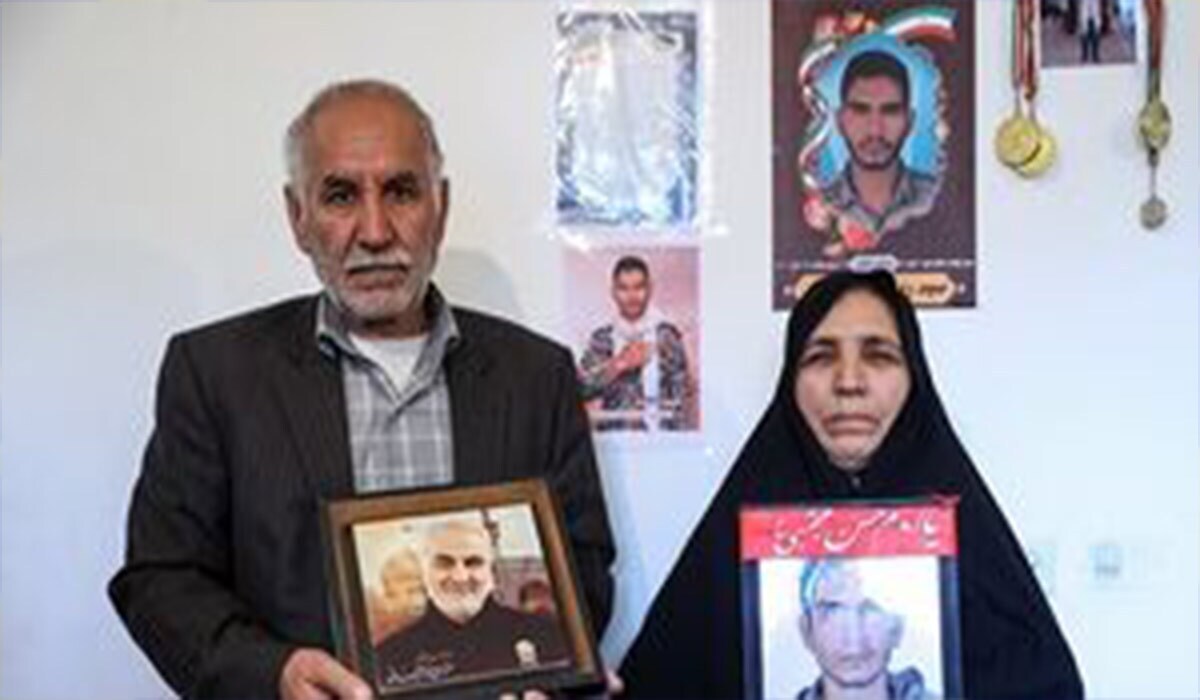 پدر روح‌الله عجمیان: ولایتی در پرونده قتل فرزندم دخالت کرد