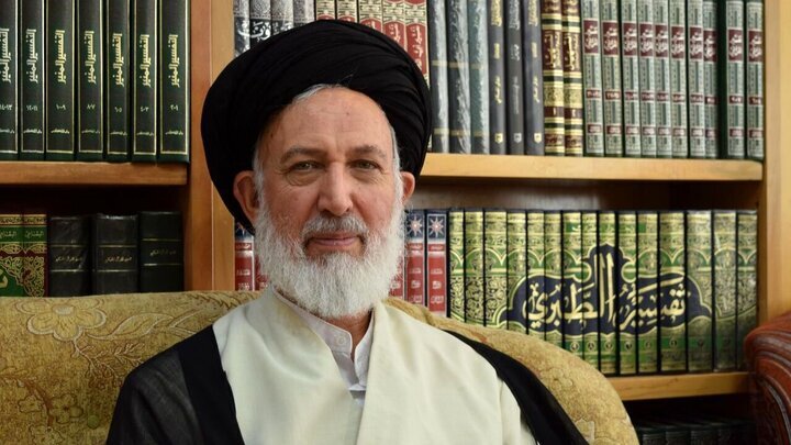 امر به معروفی که موجب تنفر شود، حرام است