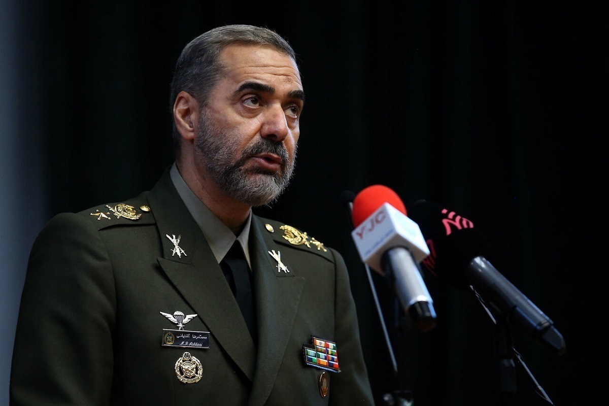 واکنش وزیر دفاع به ادعای حمله ایران به پایگاه‌های آمریکایی در منطقه