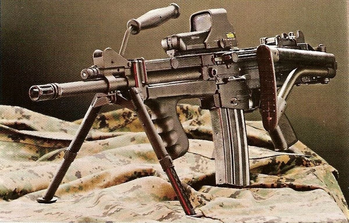 مسلسل سبک Ultimax ۱۰۰ سنگاپور مسلسل سبک Ultimax ۱۰۰ سنگاپور